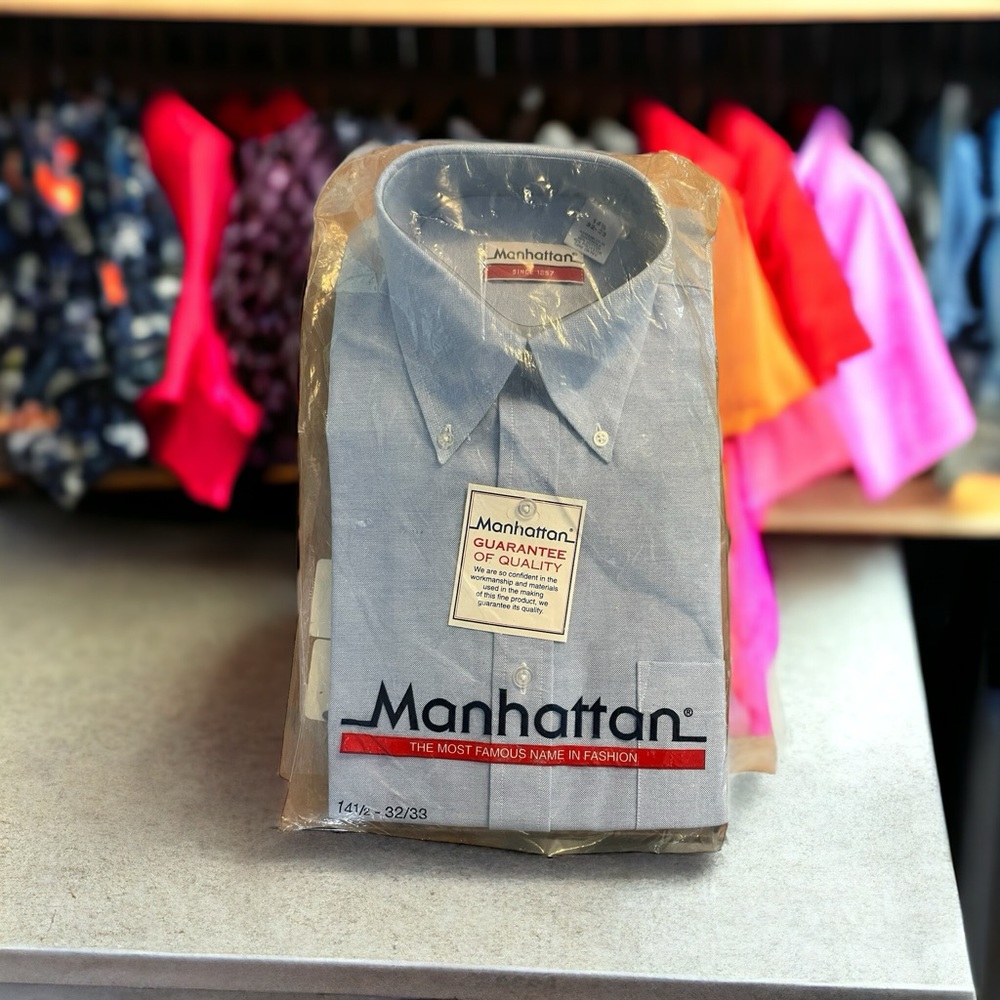 Manhattan Men's Lightweight Button Front Dress Shirt Long Sleeve Blue Size 14.5
